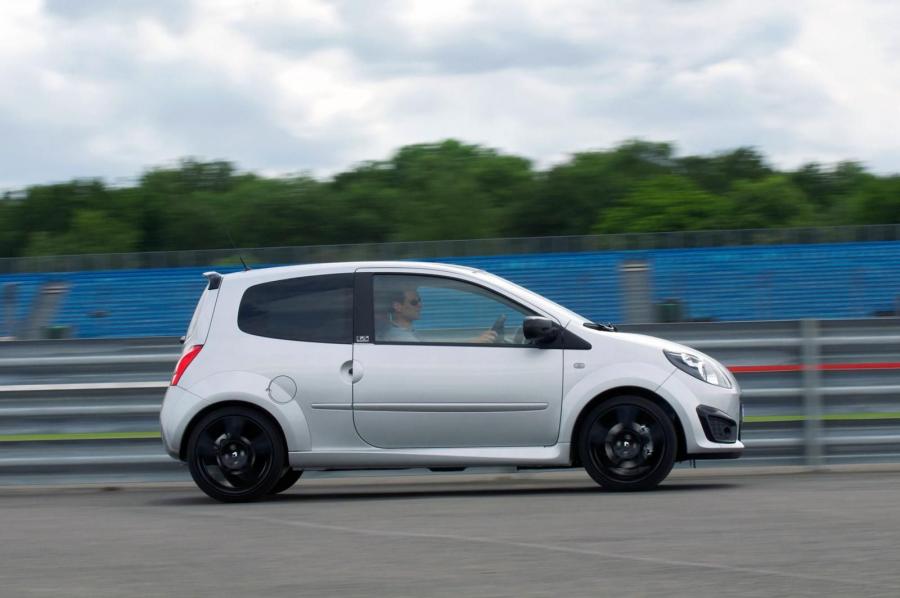  Renault Twingo RS 133 2011 года  (фото 2 из 4)
